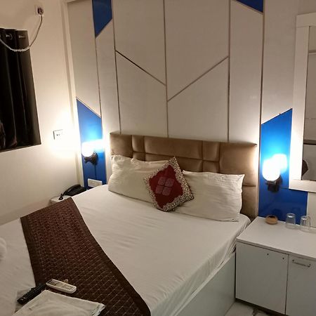 Hotel Green Leaf كولكاتا المظهر الخارجي الصورة
