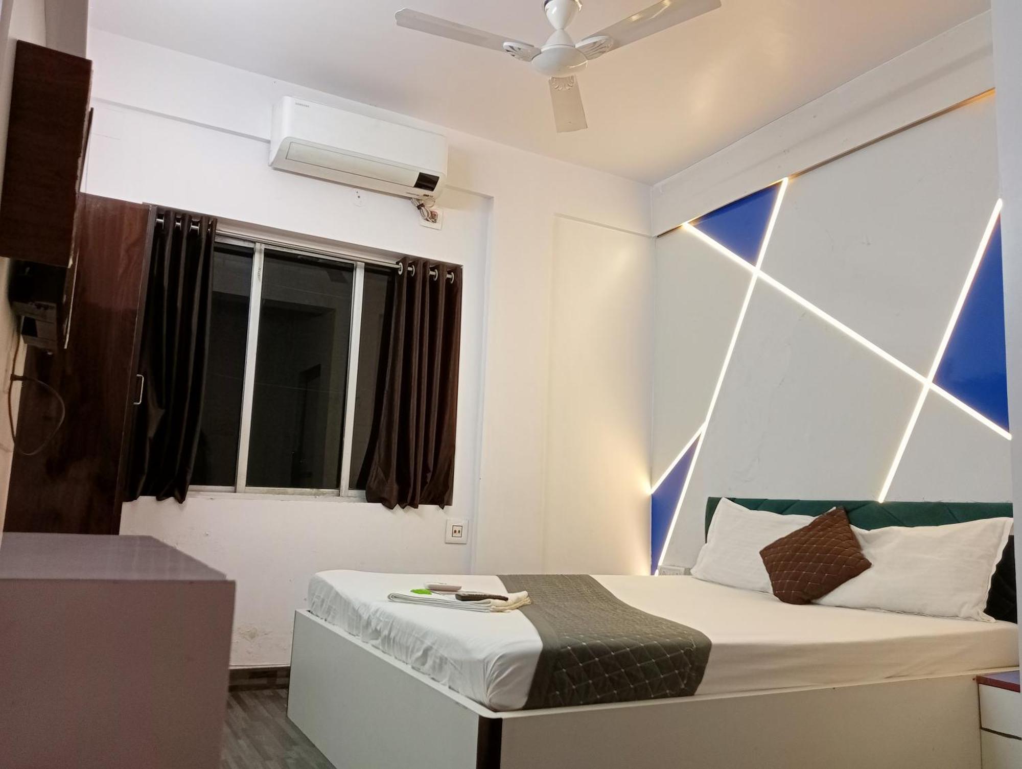 Hotel Green Leaf كولكاتا المظهر الخارجي الصورة